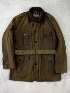 Barbour Nueva Chaqueta Militar Field Utily Cera Para Hombre Grande Verde Oliva Cinturón Polo - Imagen 1 de 14