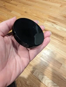 70/400 black plastic threaded lids with liner, 72 Count - Picture 1 of 4