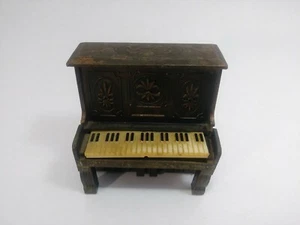Vintage Die-Cast Metal Minature Furnature Replica Piano Pencil Sharpener DAMAGED - Picture 1 of 9