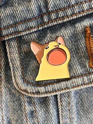 Funny Meme Cat With Large Open Mouth Enamel Pin - Excellent Condition - Image 1 of 3