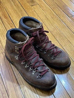 Vtg 70s 80s Vasque Leather Mountaineering Hiking Boots USA Made Women's 10-1/2AA - Image 1 of 4
