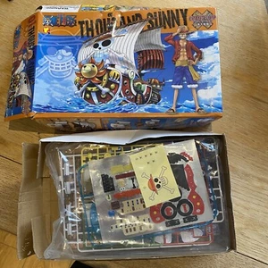 Bandai Hobby Thousand Sunny Model Ship "One Piece" - Grand Ship Collection - Picture 1 of 3