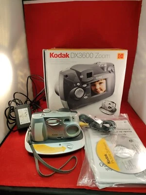 Kodak EasyShare DX3600 2.2MP Compact Digital Camera Silver Boxed + CF Card  - Image 1 of 4