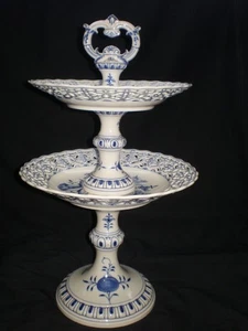 RARE Meissen Blue Onion 16" Centerpiece Tazza-2 Tier Cake Stand Server MINTY - Imagen 1 de 12