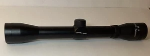 Center Point Rifle Scope 4X32mm Matte Black - SCOPE ONLY EXCELLENT CONDITION!! - Picture 1 of 5