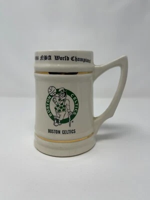 Taza de cerámica Boston Celtics Champions 1986 y banderín 1983-84 Foto 1 de 4