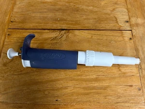 Rainin Pipet-Lite LTS 500 uL-5 mL L5000 Single-Channel Pipette 5mL + WARRANTY - Picture 1 of 4