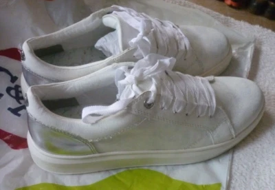 Women's shoes sneaker low shoes S'Oliver size 40 new! - Image 1 of 4