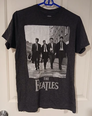 The Beatles Graphic T-shirt Tee 2013 Apple corps LTD size M 50/50 Polycotton - Image 1 of 4