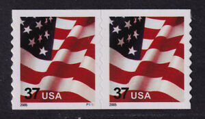 2005 Flag coil pair MNH Sc 3633B one with plate number S1111 premium coil