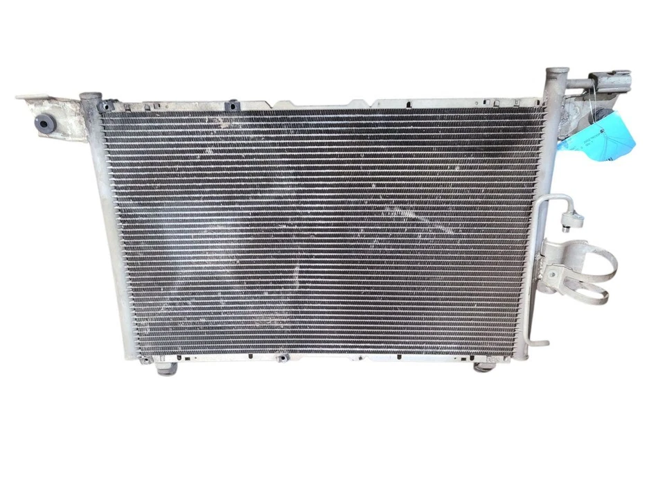 Condensador de CA compatible con 02 ISUZU TROOPER 646792 Foto 1 de 4