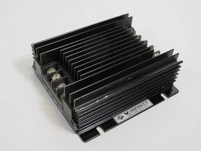 V-Infinity CUI VHK100W-Q24-S12 DC/DC Converter 24/12VDC SHELF WEAR ! NOP ! - Image 1 of 4