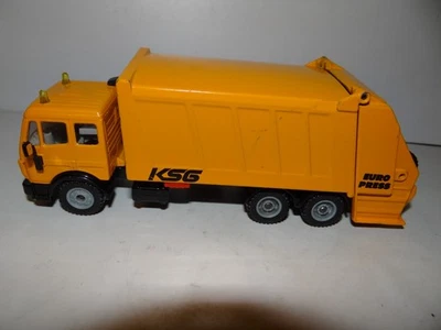 SIKU 2820 MERCEDES BENZ LKW PRESS MÜLLWAGEN KSG MODELLAUTO 1:55 SAMMLER MODELL - Bild 1 von 4