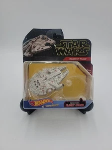 Hot Wheels Raumschiff 2018 Star Wars Millennium Falcon + Flight Stand Neu - Bild 1 von 8
