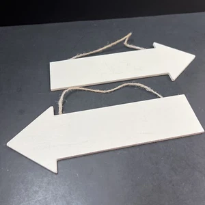 Lot of 2 ~ Wooden Arrows ~ 12.25 x 4.75 ~ Great for Crafts ~ Hanging Arrow Sign - Picture 1 of 5