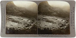 Grèce.Greece.Delphi.Delphes.Théatre et Temple d'Apollo.Photo Stereo.Stereoview. - Picture 1 of 1