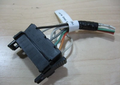Conector Peterbilt Delphi con cableado para interruptor de encendido/apagado de freno de motor #M260DM Foto 1 de 4
