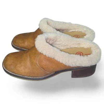 Zapatos mules Rockport forrados de piel de oveja Carmelo para mujer 8 Foto 1 de 4