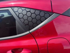 Rear quarter window vinyl decals for Kona MK2 : Honeycomb V1 : Set of 2 - Picture 1 of 6