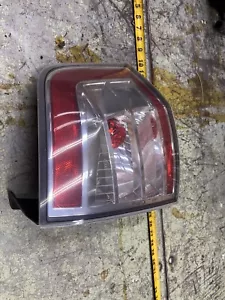 Luz trasera del lado derecho del pasajero FORD EDGE 07-11 - Imagen 1 de 15