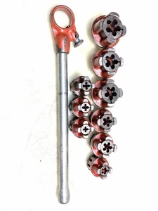 Juego de roscadoras de pernos de trinquete Ridgid 1/4"-1" NC 00-RB con mango de trinquete - Imagen 1 de 7