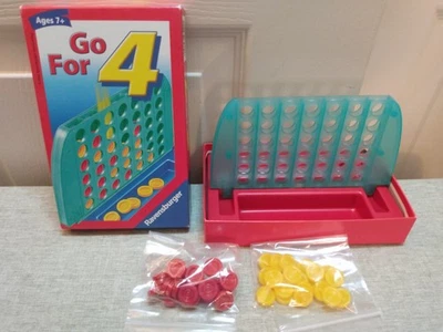 Juego de mesa completo Ravensburger GO FOR 4 2006 Travel Connect Four Clone *RARO* Foto 1 de 4