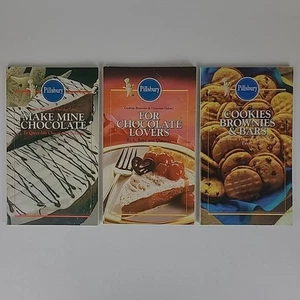 Lot of 3 Pillsbury Cookbooks Vintage 1993 Cookies, Brownies & Chocolate Galore - Picture 1 of 9