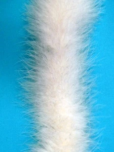 BOA DE PLUMAS MARABOU 22 gramos - Interesante MARFIL 2 yardas 22 gramos; Boas/Novia - Imagen 1 de 1