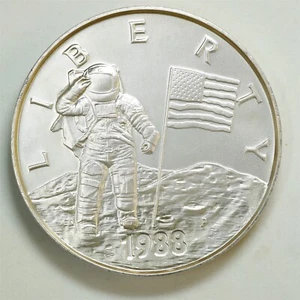 1988 America in Space Young Astronauts Liberty 12 oz .999 Silver Round #1009 - Picture 1 of 2