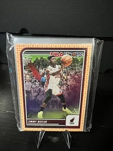 2024 Panini Haunted Hoops Lot 16 Random Cards Orange Border NBA - Picture 1 of 3