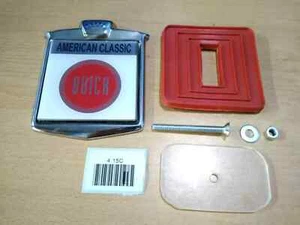 American Classic BUICK VINTAGE RENAMEL BADGE EMBLEM NOS Aftermarket no Genuine - Picture 1 of 4