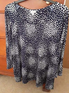EUC Avenue Puffdruck Top 31" Damen Übergröße 26/28 3X marineblau & weiß Glockenärmel - Bild 1 von 22