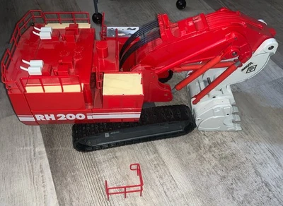DAMAGED/ASIS Conrad 1:50 O&K RH 200 Hydro Excavator Tri Power - Image 1 of 4