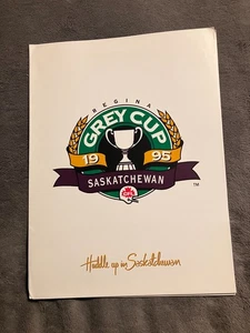 1995 SASKATCHEWAN ROUGHRIDERS CFL FOOTBALL GREY CUP FOLDER, HUDDLE UP IN SASKATC - Foto 1 di 3