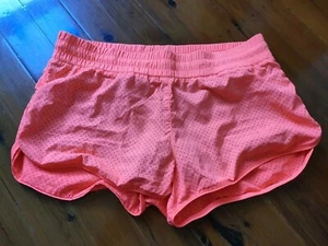 Lorna Jane Size Small Orange Shorts VGC - Picture 1 of 3