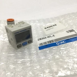 SMC ZSE30A-N7L-E Digital Vacuum Pressure Switch 0- to -101kPa, PNP & Analog 1-5V - Picture 1 of 4