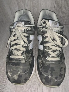 Scarpe da corsa New Balance 574 WL574MWB grigio mimetico sneakers taglia 7 - Foto 1 di 9