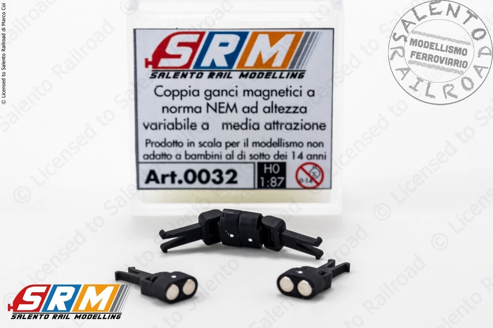 SRM-0032 - H0 1:87 - Coppia ganci magnetici ARGENTO a norma NEM a media attrazio - Immagine 1 di 3