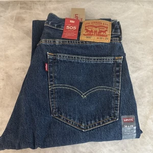 LEVI'S Jeans MENS 505 REGULAR FIT STRAIGHT LEG DENIM BLUE JEANS Size 36 x 29 NEW - Picture 1 of 17