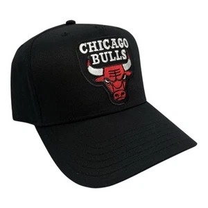 NUEVO SOMBRERO NEGRO CHICAGO BULLS 5 PANELES PERFIL MEDIO UN MARCO BÉISBOL SNAPBACK - Imagen 1 de 3