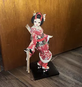 Bambola vintage tradizionale giapponese geisha maiko kimono rosso popolare Giappone Yoshitoku - Foto 1 di 14