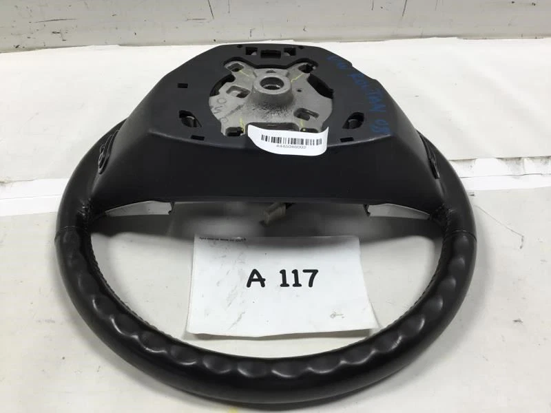 Volkswagen Routan SE 2009 volante OEM+ Foto 1 de 4