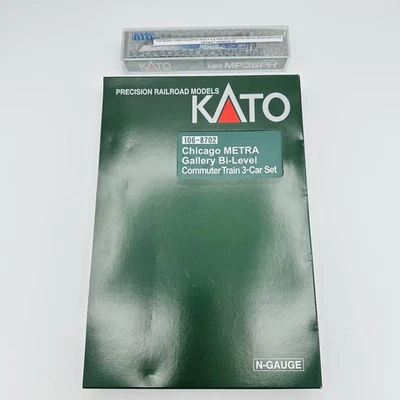 Juego de 3 autos biniveles Kato escala N 106-8702 Chicago METRA Gallery + 176-6121-1 DCC Foto 1 de 4