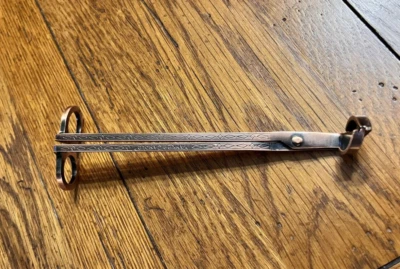 YANKEE CANDLE ROSE GOLD TONE PERFECT WICK TRIMMER HELP YOUR CANDLE BURN BETTER - Image 1 of 4