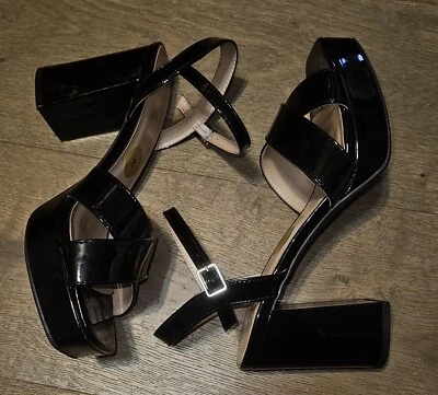 Soda Sz 8 Women's Block Chunky Heels Sandals Platform Ankle Strap Patent Black - Image 1 of 4