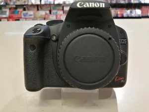 CANON EOS KISS X3 DSLR 757490 - Picture 1 of 12