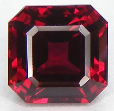 EXCELLENT CUT ASSCHER 8x8 MM. PIGEON BLOOD RED RUBY LAB CORUNDUM - Image 1 of 3