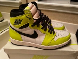 Size 13 - Jordan 1 Retro High OG Visionaire - Picture 1 of 4