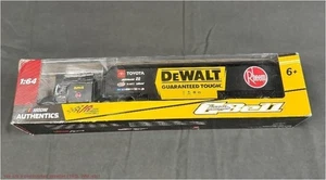 Lionel Racing NASCAR Authentics Christoper Bell No.20 Dewalt - SIEHE DETAILS - Bild 1 von 2