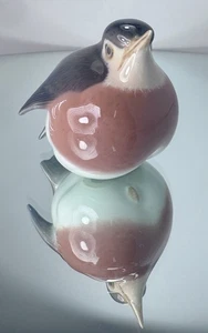 Figura Hallermundt Royal Copenhagen Fat Robin Bird 2266 Platen como nueva - Imagen 1 de 5